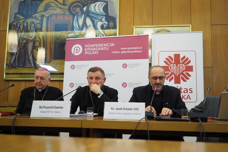 O. Jacek Gniadek SVD mówi o działałności Centrum Migranta Fu Shenfu Konferencja prasowa nt. Dnia Migranta i Uchodźcy
